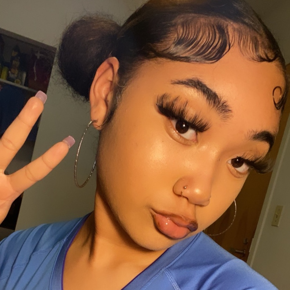 Meet your Posher, Daja